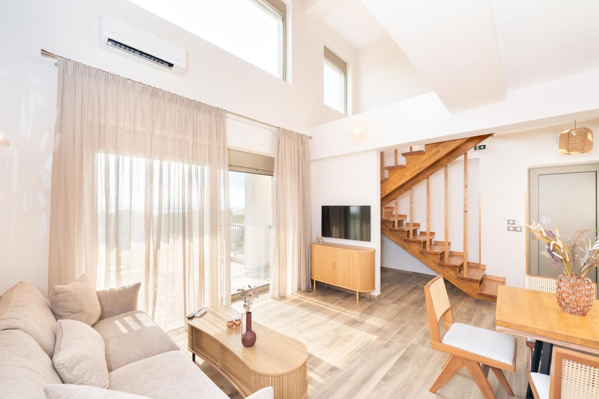 Petradi Suites 칼라마타 외부 사진