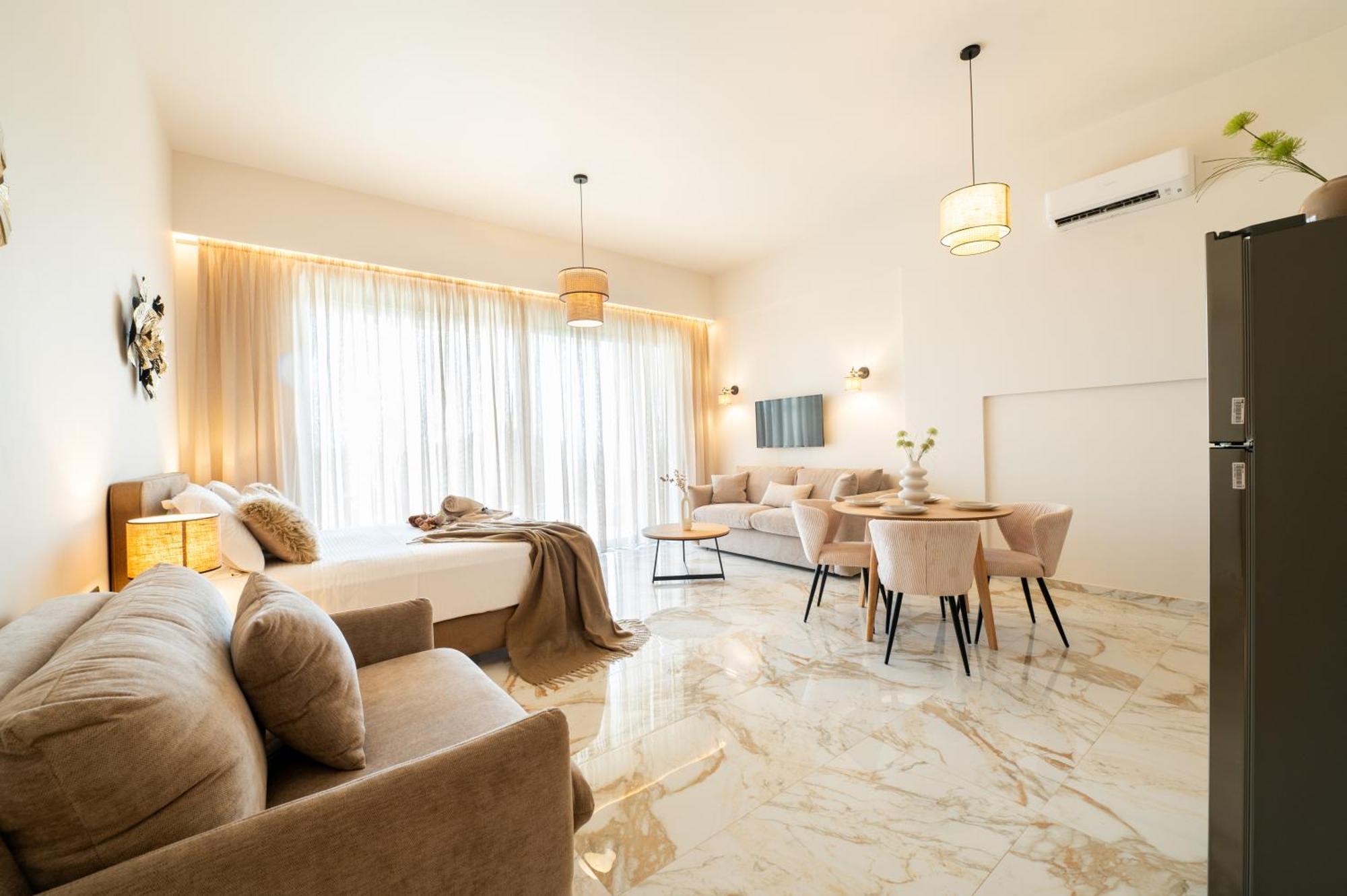 Petradi Suites 칼라마타 외부 사진